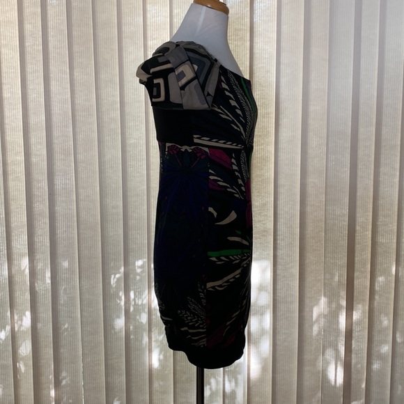 Desigual mini dress with long sleeves. - Picture 7 of 12